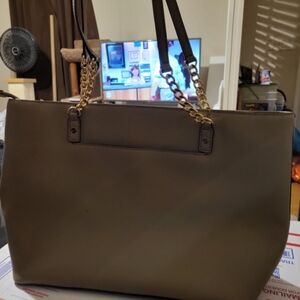 Michael KorsWomen's Tote Bag in Taupe with Gold Chain Straps